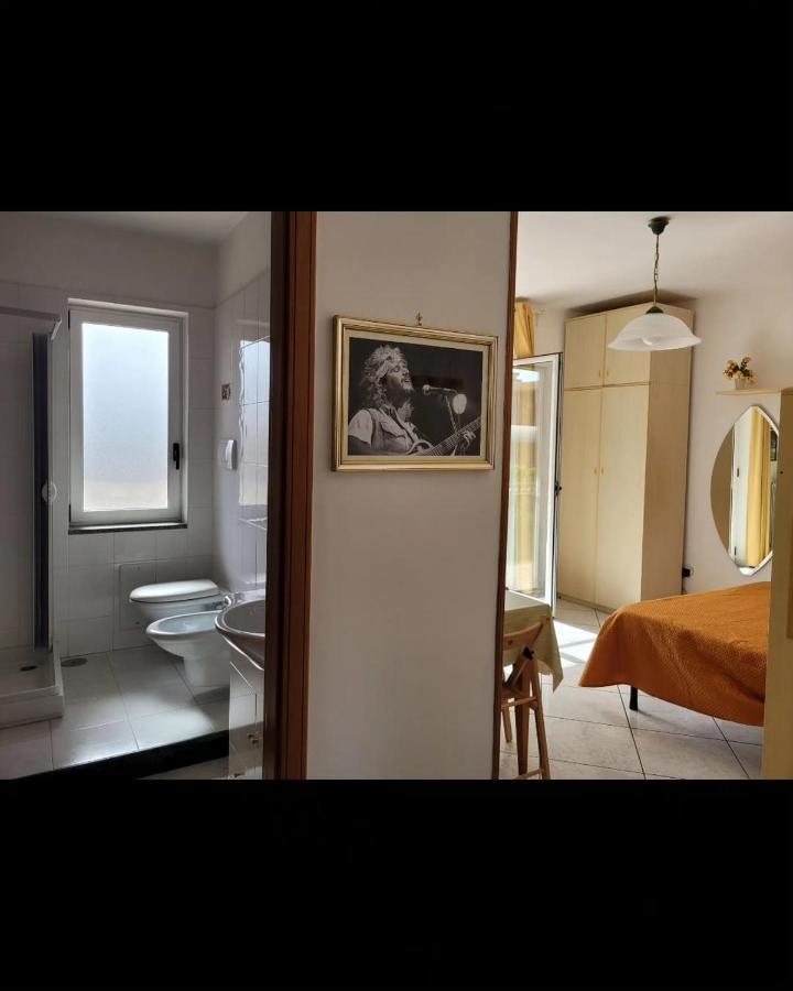 Bed and Breakfast La Smorfia Scafati Exterior foto